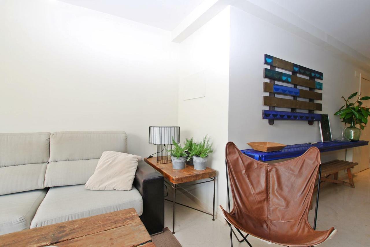 Апартаменты Blue Fridge Apartmen - Blue Fridge Apartmen - Ideal For Couples, Near Beach And Well Connected Виласар-де-Мар Экстерьер фото