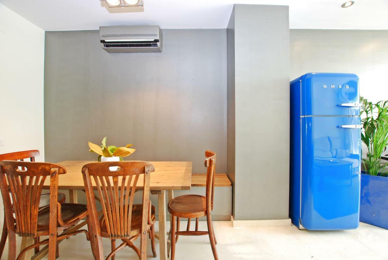 Апартаменты Blue Fridge Apartmen - Blue Fridge Apartmen - Ideal For Couples, Near Beach And Well Connected Виласар-де-Мар Экстерьер фото